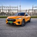 Az egyik leggyorsabb villanyos - Ford Mustang Mach-E GT