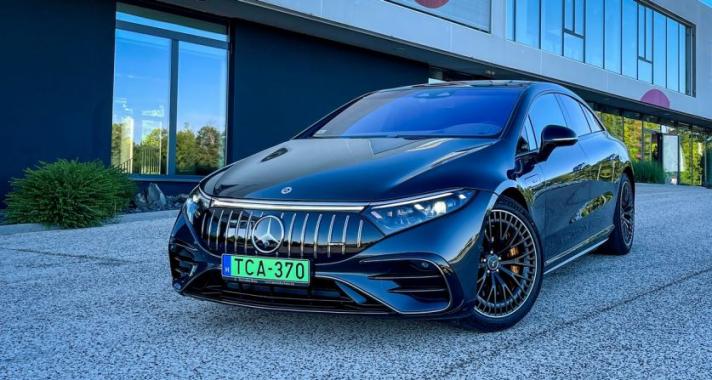Szélesvásznú vetítés - Mercedes-Benz AMG EQS 53 4Matic