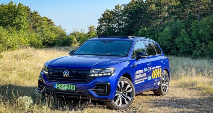 Visszafogottság 2022 - Volkswagen Touareg R eHybrid