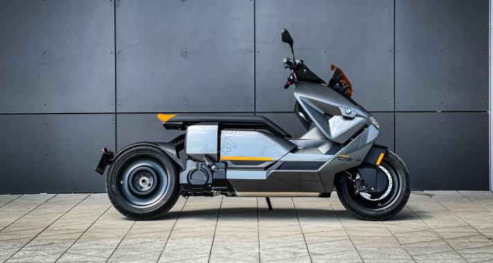 A robogózás, ahogyan sosem hitted volna – BMW CE 04