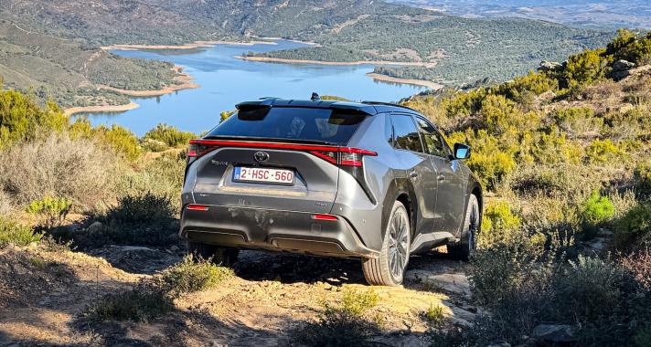 Elektromos forradalom a Gibraltár árnyékában - Dél-Andalúz kaland az új Toyota bZ4X-szel